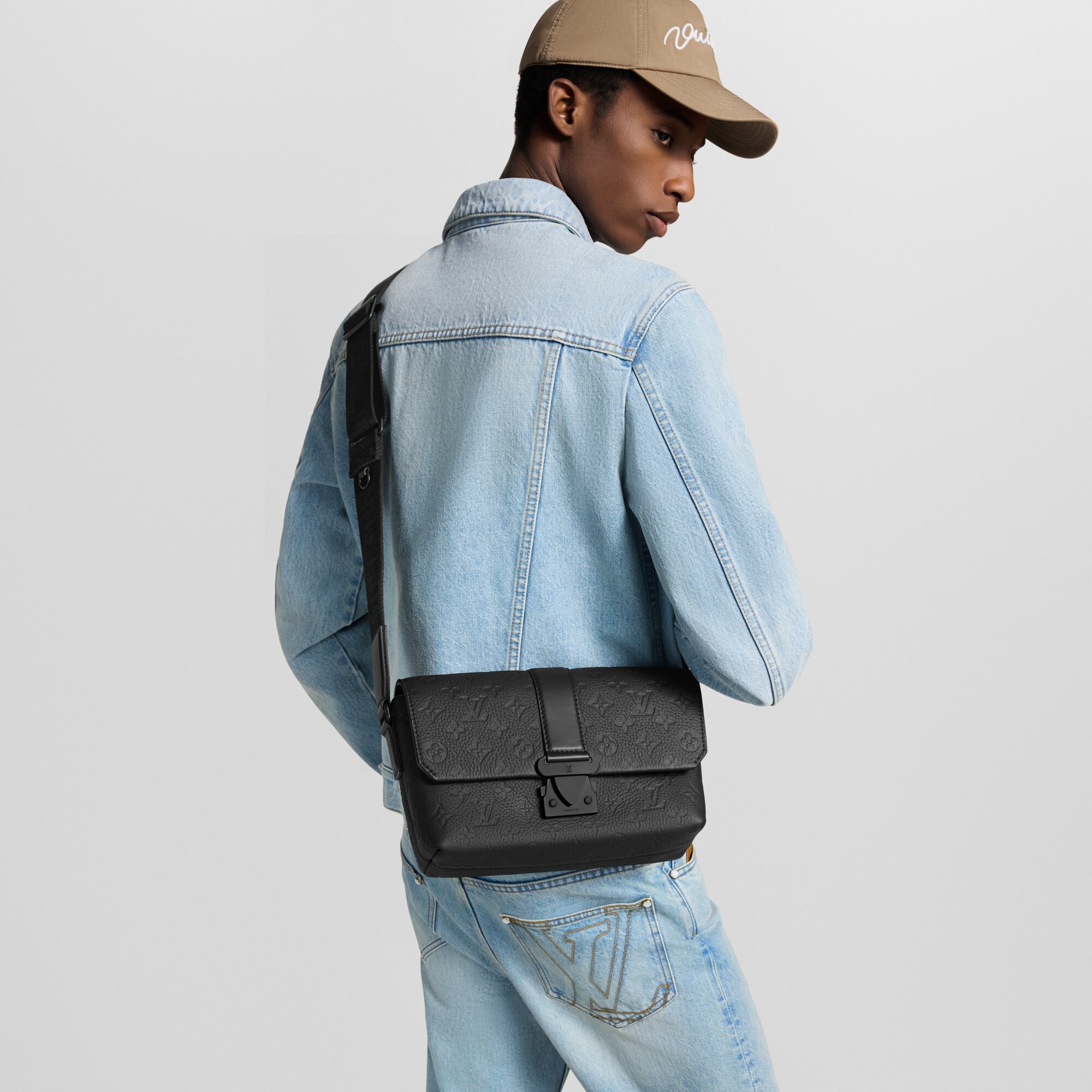 Louis Vuitton Sケープ メッセンジャーバッグ